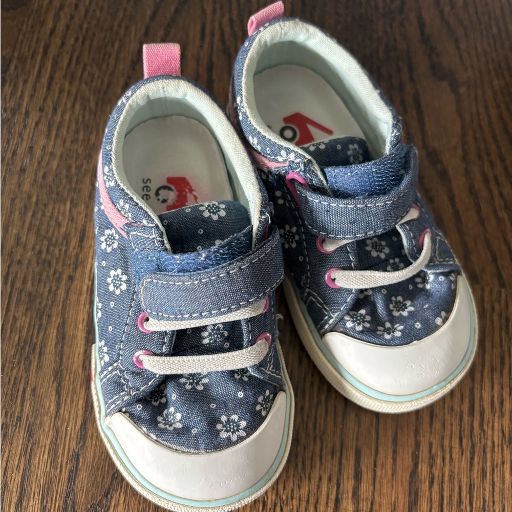 Size 7 toddler See Kai Run sneakers
